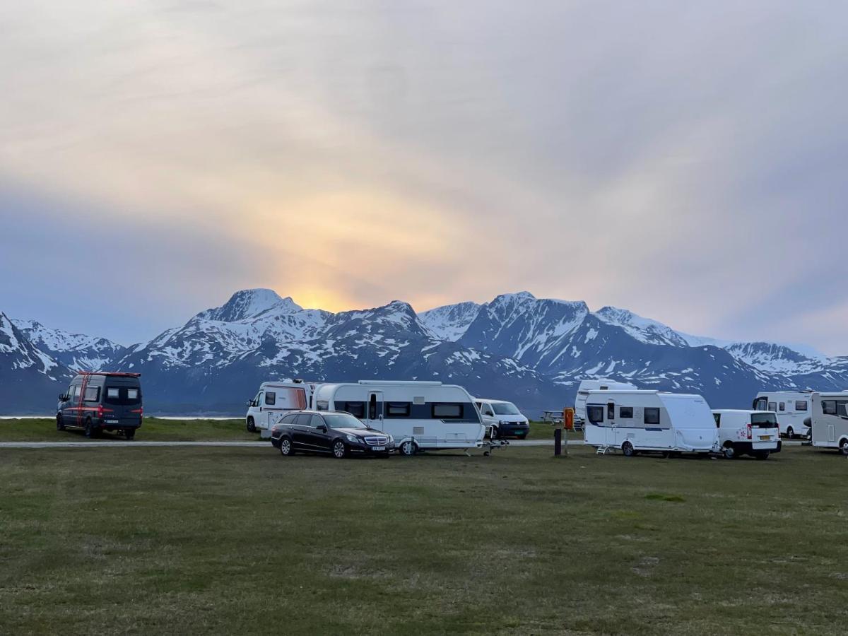 Skittenelv Lodge & Camping 特罗姆瑟 外观 照片